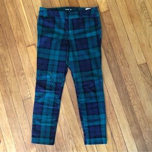 Old Navy Pixie Ankle Pants in blue and green plaid